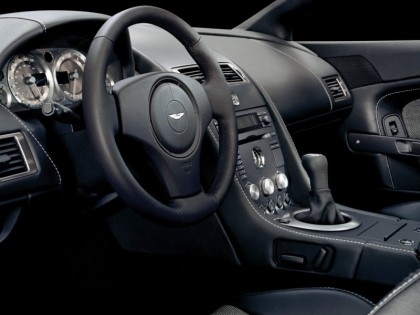 20060930-aston-martin-v8-vantage-sportshift-interior.jpg. V12 Vantage
